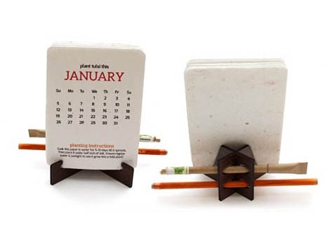 Perennial Eco Calendar Tripod